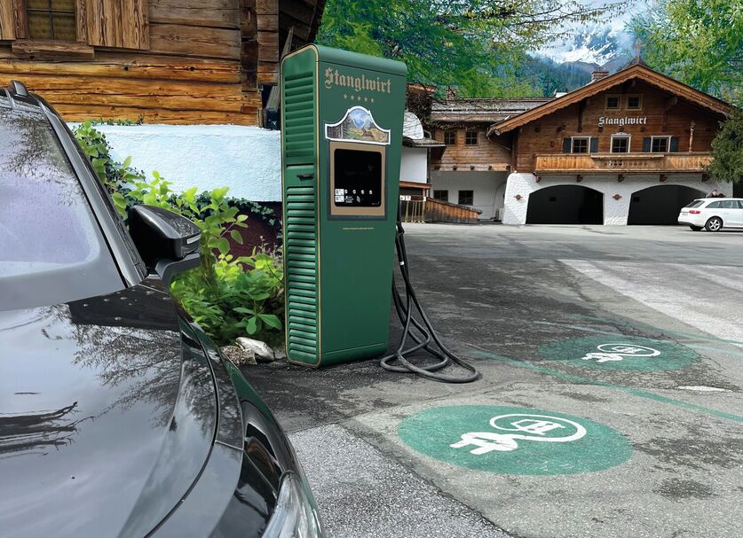 Einfahrt zur E-Parkgarage von MOON